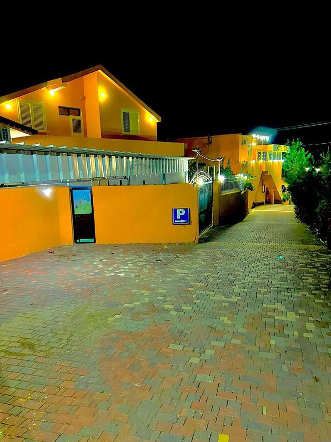 Hotel Ziku Durrës Eksteriør bilde